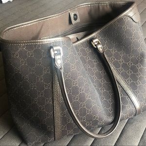 Authentic Gucci canvas purse